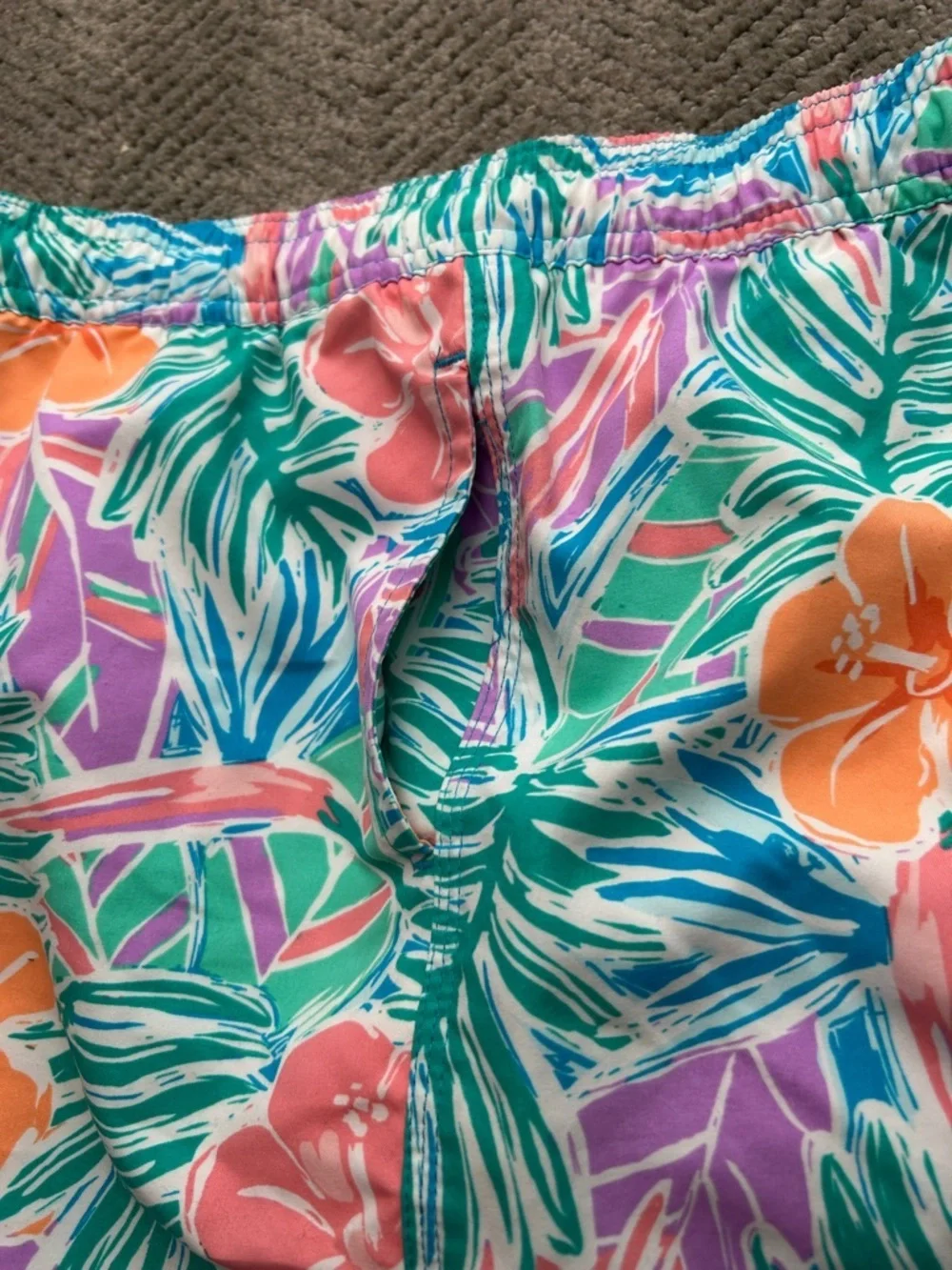 Vineyard Vines Kids Floral Swim Trunks. Faded Look, Size XL (18) Chappy Swim